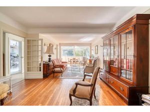 Maison 6 pièces 181 m² à vendre / acheter sèvres 92310 ? | ERA Immobilier