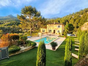 BASTIDE / MAISON / VILLA  350 m² AU CALME - VUE PANORAMIQUE GARLABAN - PISCINE  MARSEILLE 