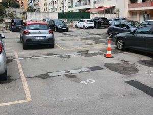 Location garage 13 m² à Nice (06000)