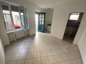 Location Appartement 1 pièce 18m² ARGENTAT 19400