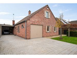 Thuiskomen in alle rust - charmante woning met 4 slaapkamer op 645 m² in doodlopende straa