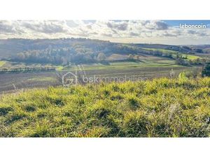 Terrain 2 400 m² Grazac