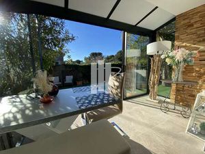 Maison de luxe à vendre à Saint-Raphaël : 535 000€ | 75m²