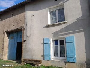 Maison avec grandes dépendances