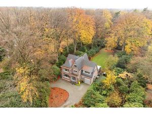 Exclusieve villa op 10.500 m² op residentiële toplocatie