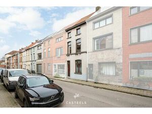 Goed gelegen stadswoning met drie slaapkamers nabij De Visserij