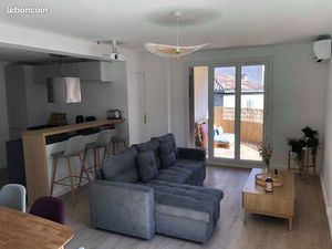 Appartement T4 neuf clim terrasse tout meublé avec videoprojecteur option parking possible