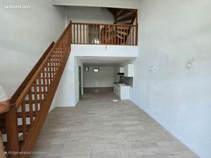 Appartement Triplex T4 de 85m2 - Centre Bourg Saint Andéol