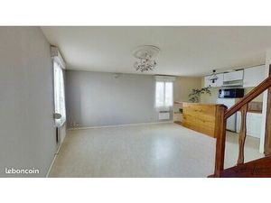 Proche Beauvais T3 duplex 68m2 avec jardin