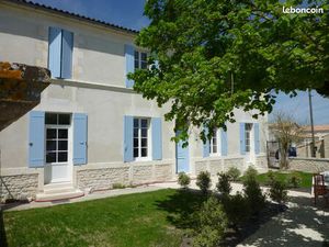 Appartement T3 maison charentaise