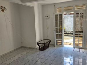 Location Appt F4 bas de Villa à Saint Claude