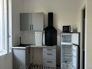 Location Appartement 1 pièce 22m² TOULON 83100