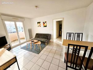 Appartement T2 meublé de 43m2 dans une résidence récente avec piscine au Mans quartier Uni