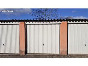 Parking/box 1 pièce 12 m²