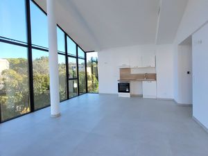 Location Appartement 4 pièces 117m² AIX EN PROVENCE 13100