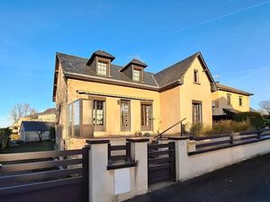 Vente maison 6 pièces 121 m² à Luc-la-Primaube (12450)  243 000 €