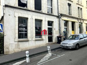 Location Local commercial 105m² AUXERRE 89000