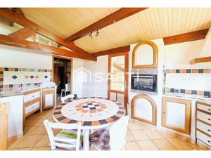 Vente maison 6 pièces 134 m² Montendre (17130)