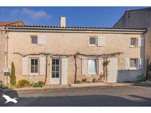 Vente maison 4 pièces 135 m² Lussant (17430)