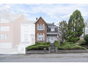 Huis te koop in Bergen met 3 slaapkamers