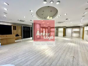 Location Local commercial 140m² TROYES 10000