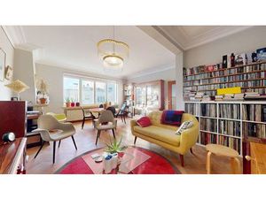 Appartement à vendre avec terrasse et 2 chambres   Woluwe-Saint-Pierre (VBD60983)