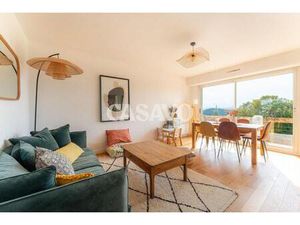 Vente Appartement 3 pièces de 80m² - 13510 Éguilles