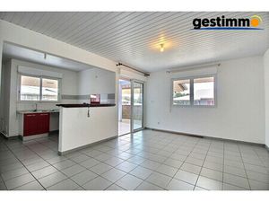Location Appartement 3 pièces 66m² REMIRE MONTJOLY 97354