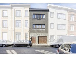 Huis te koop in Borgerhout met 4 slaapkamers