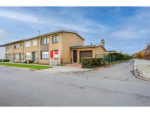 Huis te koop in Beveren met 4 slaapkamers