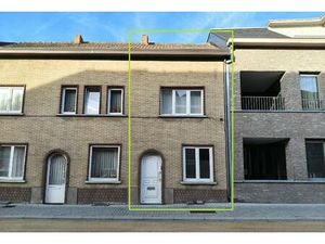 GEZELLIGE WONING MET KOER