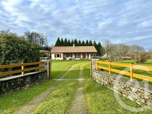 Maison à vendre - 5 pièces - 102 m2 - St Leger La Montagne - 87 - LIMOUSIN