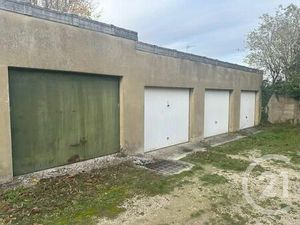 Parking à vendre - 45 m2 - La Chapelle St Luc - 10 - CHAMPAGNE-ARDENNE