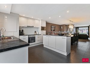 Huis te koop in Hoogstraten met 4 slaapkamers