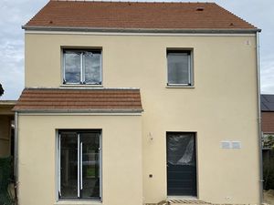 Vente maison neuve 4 pièces 96 m² à Montfermeil (93370)  373 000 €