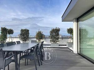 Penthouse à louer à AVENUE DE TERVUEREN 113 Etterbeek (VBD61165)