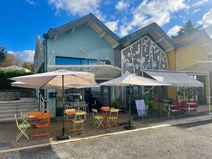 Vente local commercial 3 pièces 50m2 Les Mathes 17570 - 54000 € - Surface Privée