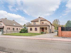 Huis te koop in Genk met 3 slaapkamers