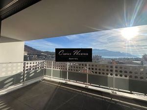 Location appartement 3 pièces 68m2 Voiron 38500 - 965 € - Surface Privée