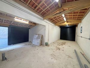 Location local d'activités 61m2 Gémenos 13420 - 605 € - Surface Privée