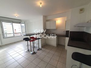 À vendre Superbe T2 Centre OULLINS dans résidence récente