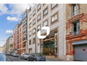 A LOUER  BUREAUX PLUG AND PLAY PROCHE METRO MARCEL SEMBAT