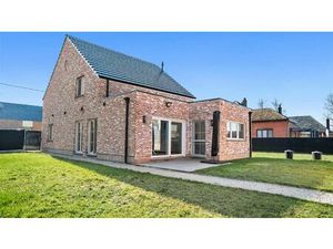 Huis te koop in Heusden met 3 slaapkamers