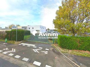Immobilier Professionnel à louer Ormes