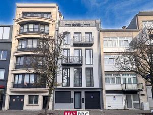 Commercieel te koop in Ganshoren met 9 slaapkamers
