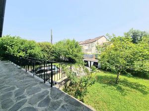 Grande maison contemporaine Chambéry Bissy - 193 m²