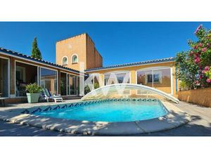 Vente d'une villa de 9 pièces (249 m²) à Montans