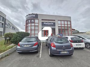 Location Local d'activités Pontault Combault 77340