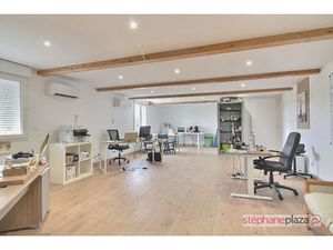 Location bureau 1 pièce 59 m² à Saint-Galmier (42330)