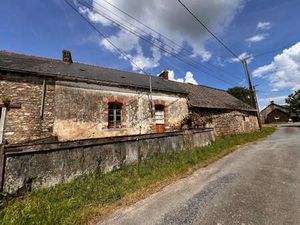 Vente Longère et corps de ferme à Lusanger (44590) : à vendre / Lusanger
